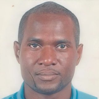 Dwayne Paris, owner of Dwayne's Tech Support